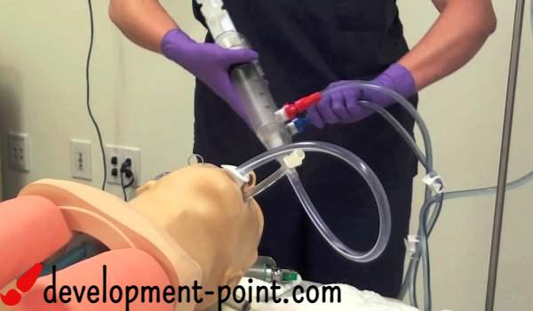 Gastric lavage, why is it resorted to and what are its risks?