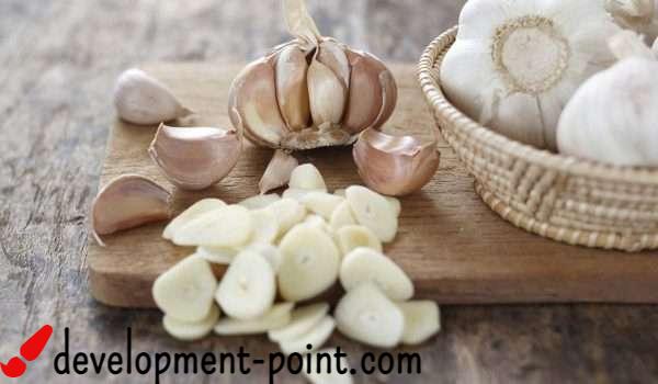 How to eat garlic on an empty stomach